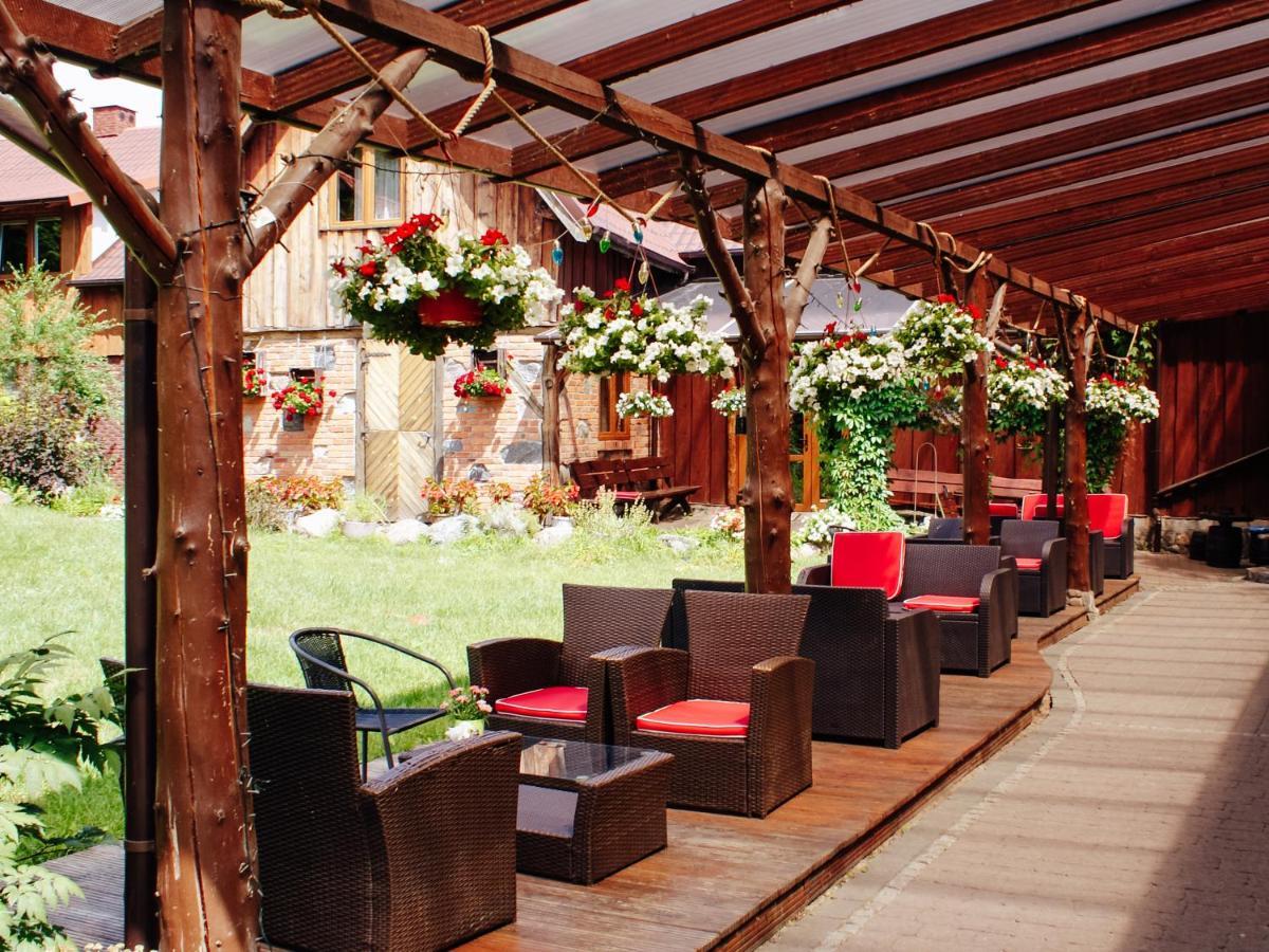Gosciniec Pod Debem Villa Wilimy Exterior photo