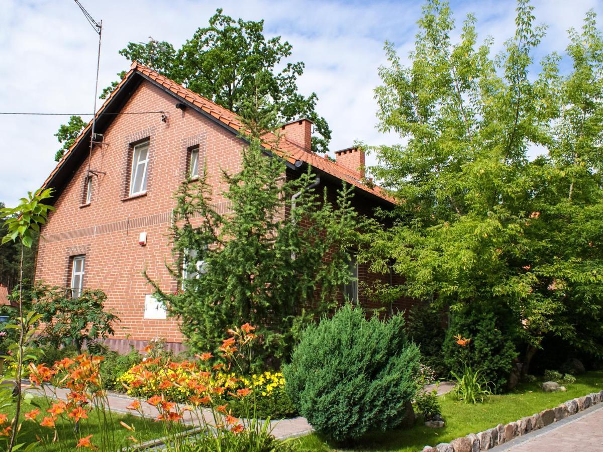 Gosciniec Pod Debem Villa Wilimy Exterior photo